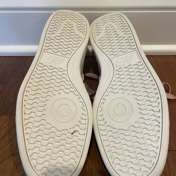 New Balance Pink Sneakers - Picture 6 of 7